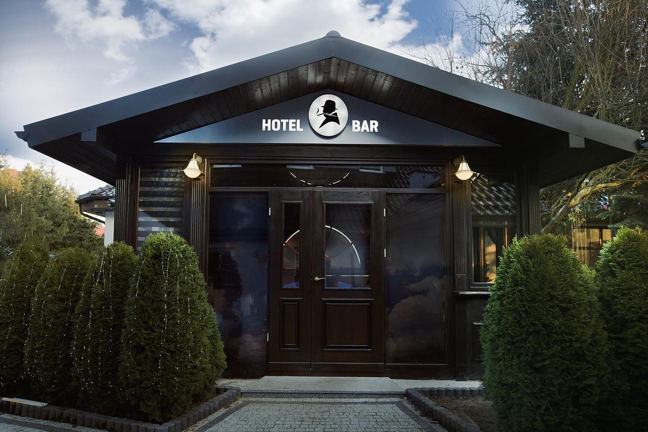 Hotel Inter Bielany Wroclawskie Exterior photo