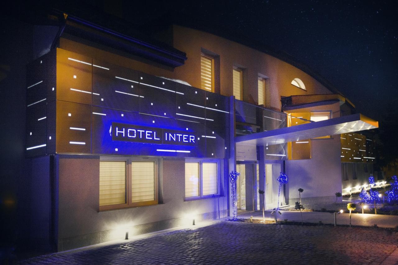 Hotel Inter Bielany Wroclawskie Exterior photo